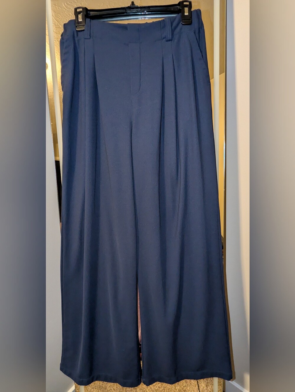 HALARA Navy Wide-Leg Trousers